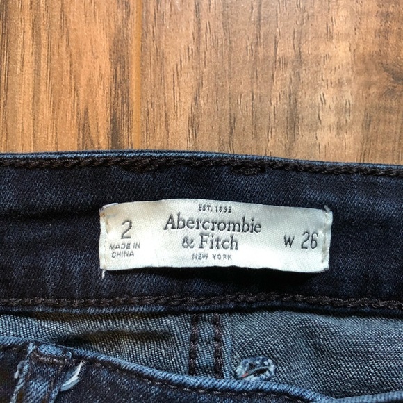 Abercrombie dark glare jeans - Picture 4 of 4